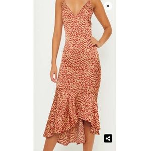 NWT Pretty Little Thing Red Leopard Print | Midi Size 4